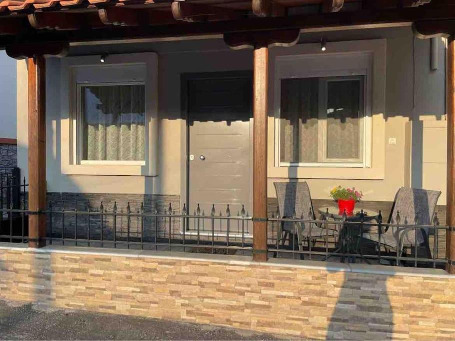 הוילה Modern House In Stratoni מראה חיצוני תמונה